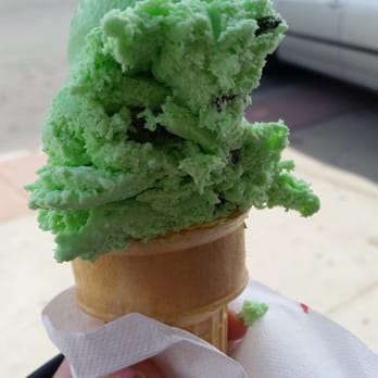 Magic Fountain Ice Cream - Pistachio cone :) - Ice Cream & Frozen Yogurt Near Me - Bayonne, New Jersey