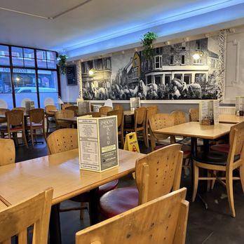 Priory Restaurant - Interior shot, dining area - British Near Me - Cardigan, CGN