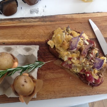 Brunch & Cake - Potato egg toast breakfast with boiled potatoes on the side. - Breakfast & Brunch Near Me - Barcelona, B