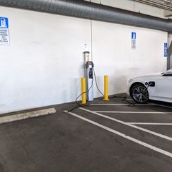Main Street Promenade Parking Garage - Electric car charging stations