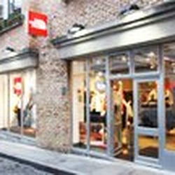 The North Face Store - Photo from [http://eu.thenorthface.com/tnf-eu-en/storelocator/location/results/]