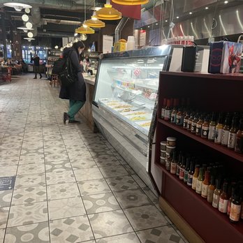Lunchboxx - Ordering counter - American Near Me - Denver, Colorado Lunchboxx - Ordering counter - American Near Me - Denver, Colorado