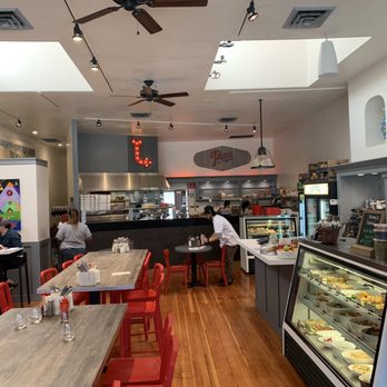 Palisades Eatery - the interior of a restaurant - Pizza Near Me - Calistoga, California Palisades Eatery - the interior of a restaurant - Pizza Near Me - Calistoga, California