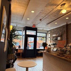 Hidden Grounds Chai & Coffee House - Vibes