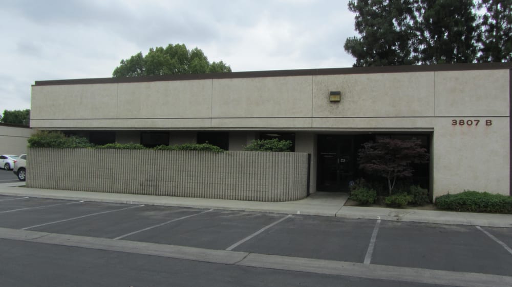 LUKENS TERRANCE M Updated July 2024 18 Photos 3807 San Dimas St, Bakersfield, California