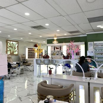 Lake Elsinore Nails - Nail Salons Near Me - Lake Elsinore, California Lake Elsinore Nails - Nail Salons Near Me - Lake Elsinore, California