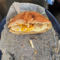 Egg sandwich