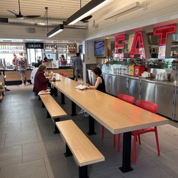 Gott's - Inside - Burgers Near Me - Los Angeles, California Gott's - Inside - Burgers Near Me - Los Angeles, California