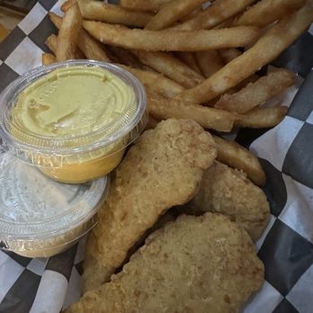 Happy Place Eatery - Chicken strips - Burgers Near Me - Ventura, California Happy Place Eatery - Chicken strips - Burgers Near Me - Ventura, California