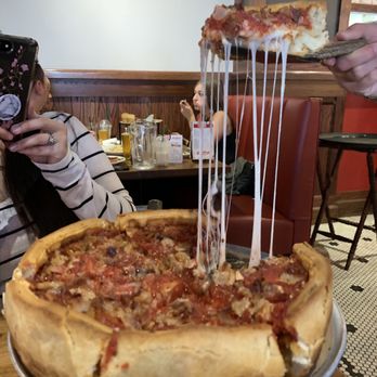 Giordano's - Deep dish meat and more meat - Pizza Near Me - Chicago, Illinois Giordano's - Deep dish meat and more meat - Pizza Near Me - Chicago, Illinois