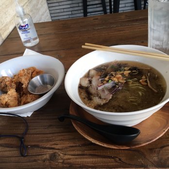 Junpuu - Nice crust on that Karaage Chicken, and the Garlic Tonkotsu ramen has yummy fried garlic crunchies. - Ramen Near Me - Honolulu, Hawaii Junpuu - Nice crust on that Karaage Chicken, and the Garlic Tonkotsu ramen has yummy fried garlic crunchies. - Ramen Near Me - Honolulu, Hawaii