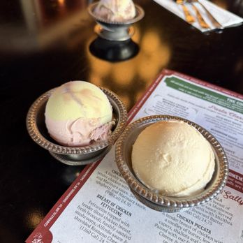 The Old Spaghetti Factory - Spumoni n' vanilla ice cream - Italian Near Me - Honolulu, Hawaii