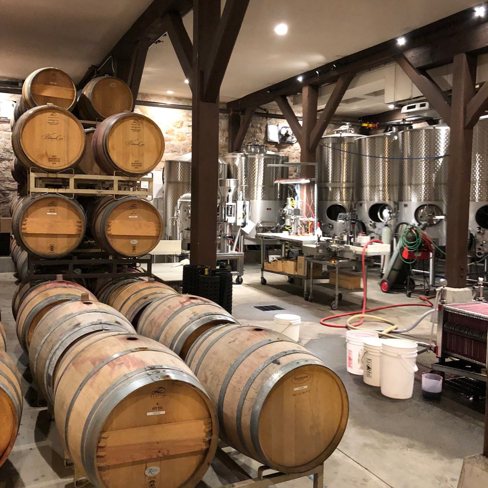 William Cole Vineyards Logo