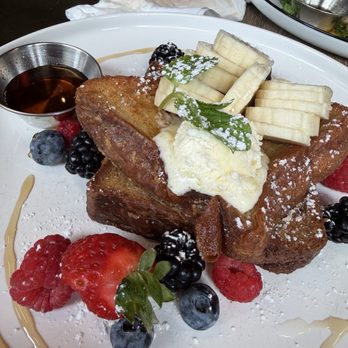 Peacock Pansy - Classic French Toast - Breakfast & Brunch Near Me - San Francisco, California Peacock Pansy - Classic French Toast - Breakfast & Brunch Near Me - San Francisco, California