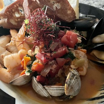 Carruthers - New American Near Me - Astoria, Oregon