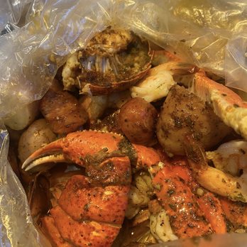 Red Lobster - Mariner's Boil - Seafood Near Me - Vallejo, California