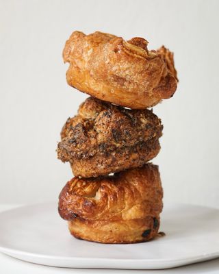 b. patisserie by null