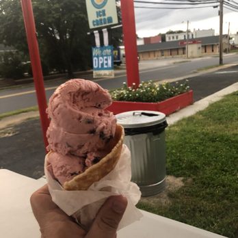 Scoops Ice Cream - Black cherry in a waffle cone - Ice Cream & Frozen Yogurt Near Me - Forest City, North Carolina Scoops Ice Cream - Black cherry in a waffle cone - Ice Cream & Frozen Yogurt Near Me - Forest City, North Carolina