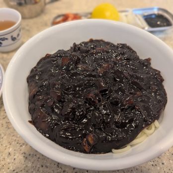 Hsiang Yuen Restaurant - Chinese Near Me - Artesia, California Hsiang Yuen Restaurant - Chinese Near Me - Artesia, California