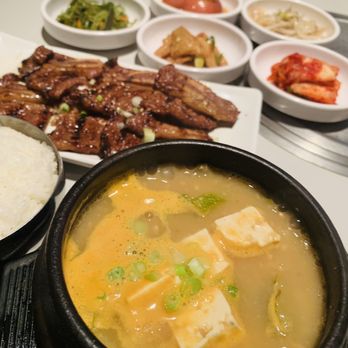Yakiniku Seoul - Galbi and Soybean Paste Stew - Korean Near Me - Honolulu, Hawaii
