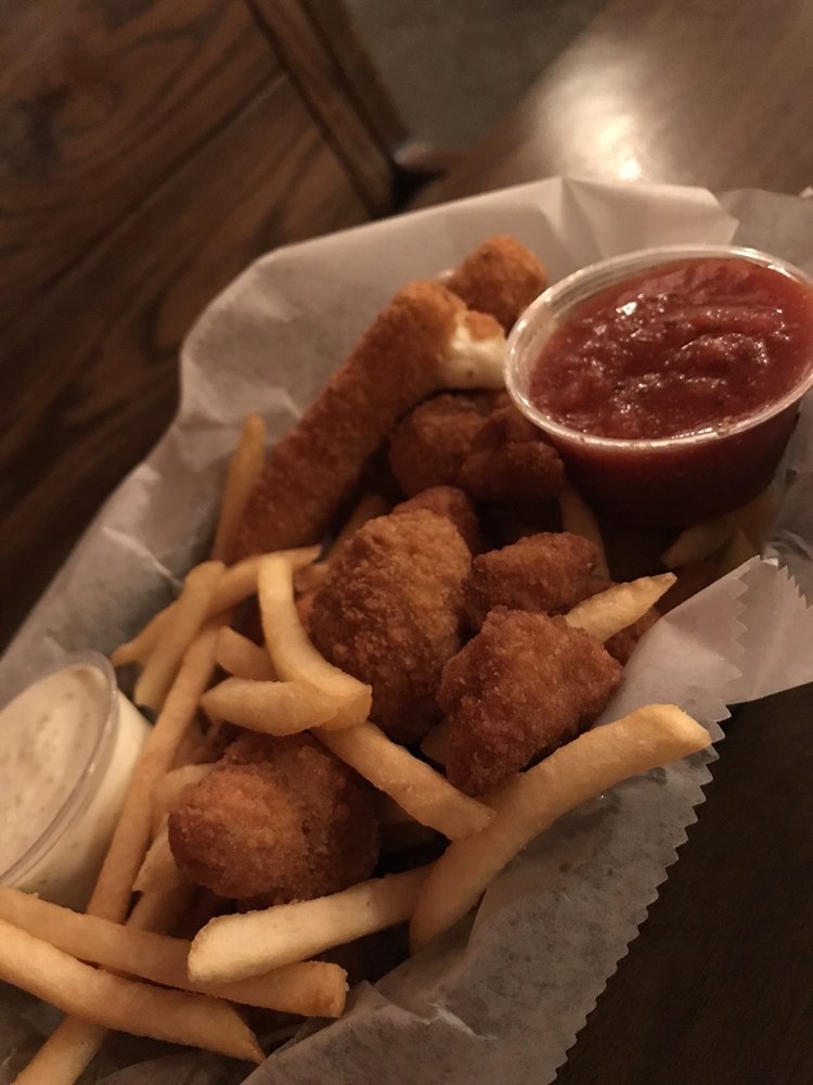 VITALE’S RESTAURANT & PIZZERIA Updated September 2024 11 Photos