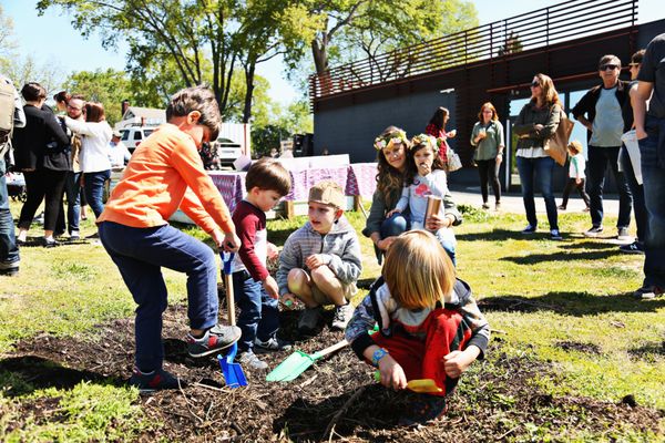 Raleigh City Farm by null