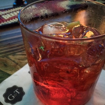 G&T Bar - Negroni - Cocktail Bars Near Me - São Paulo, SP