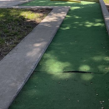 Vail Lake Resort - Miniature golf falling apart - Campgrounds Near Me - Temecula, California
