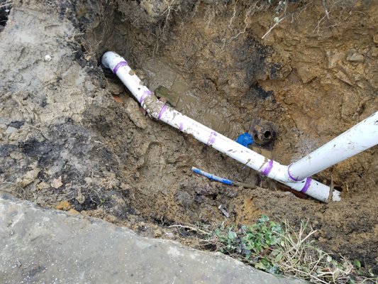 Acme Plumbing Services