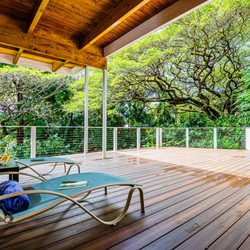 Salt Water Hawaii - Hale Ohai, sprawling sun deck and plenty of yoga gear if you want to take your sun salutations on the deck.