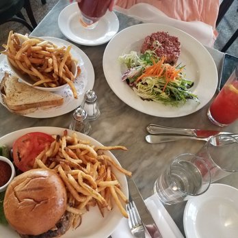L’Express - French Near Me - New York, New York
