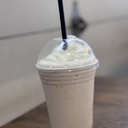 T.S. Smith Orchard Point Market - Milkshake Cho chip cookies dough
