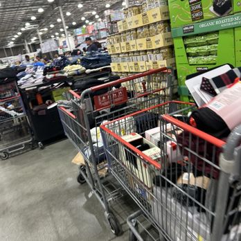 Costco Wholesale - Wholesale Stores Near Me - Temecula, California