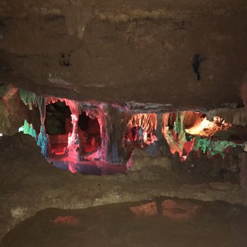 Grand Caverns - Historical Tours Near Me - Grottoes, Virginia