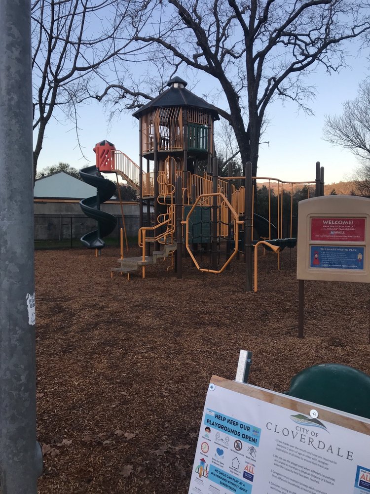 The City Park Logo