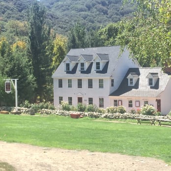 The Hawk's Head - Hawks Head Tavern for breakfast/lunch - American Near Me - Yucaipa, California