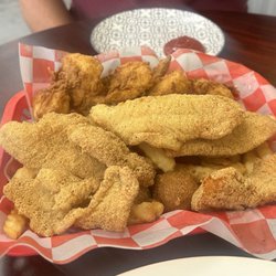 Fish Tales Jasper - Fish and shrimp basket.