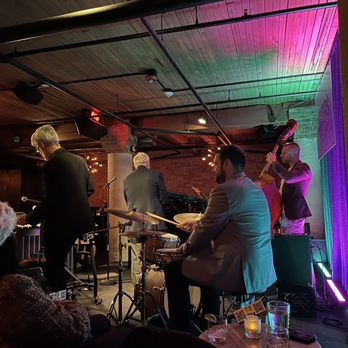Winter's Jazz Club - Jazz & Blues Near Me - Chicago, Illinois