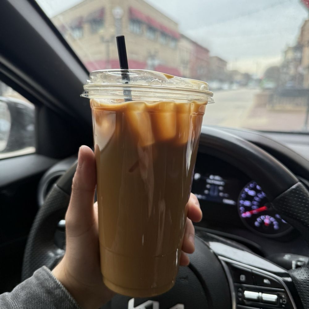 Snickerdoodle Iced Latte , Seasonal flavor, but so good, I highly recommend! Snickerdoodle Iced Latte , Seasonal flavor, but so good, I highly recommend!