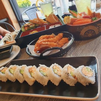 UNA Sushi - Japanese Near Me - Redmond, Washington UNA Sushi - Japanese Near Me - Redmond, Washington