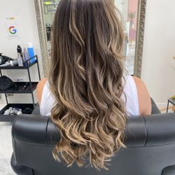 Studio La V Hair Salon