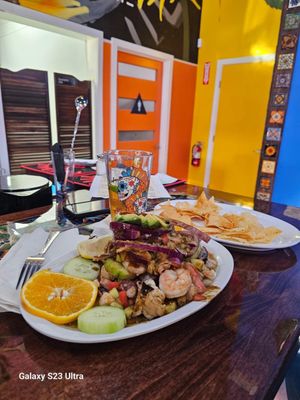 Tipzy's Tacos & Beer by null