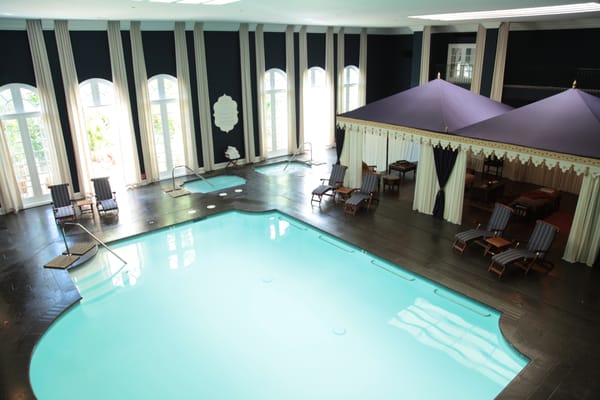 Palm Springs Yacht Club by null