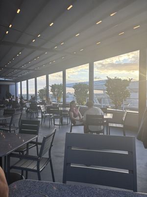 Rosie’s On The Roof by null