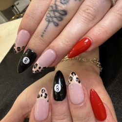 Golden File Nail Spa