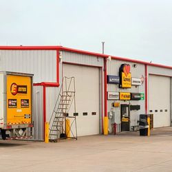 Love's Travel Stop - Service Area