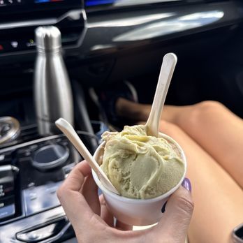 OroBianco Italian Creamery - 2 scoops - Gelato Near Me - Blanco, Texas OroBianco Italian Creamery - 2 scoops - Gelato Near Me - Blanco, Texas