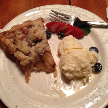 RED FOX INN - Pub in Bondville, Vermont at 103 Winhall Hollow Rd - 14