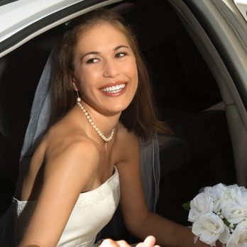 Black Tulip Limousine - Make a grand entrance at the wedding with a luxurious ride, and leave all your worries to us as we ensure every detail is taken care of. - Limos Near Me Black Tulip Limousine - Make a grand entrance at the wedding with a luxurious ride, and leave all your worries to us as we ensure every detail is taken care of. - Limos Near Me