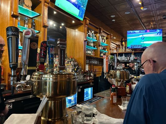 Clear Sky on Cleveland by null